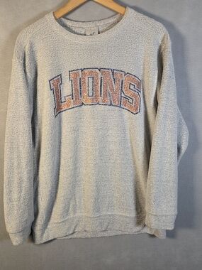 Varsity Spirit Lions crewneck sweatshirt with appliquéd orange glitter (Q674)